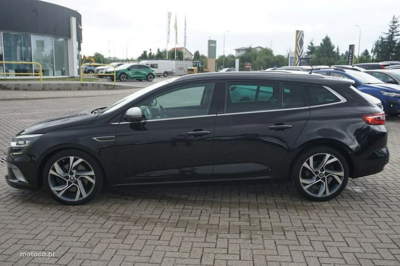 Renault Megane IV 8