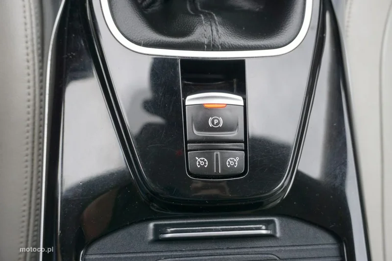 Renault Koleos 19