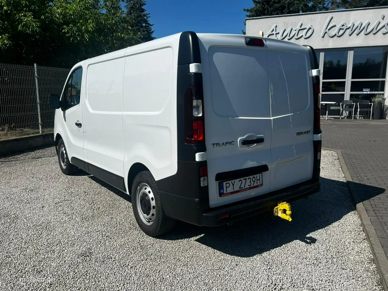 Renault Trafic 6