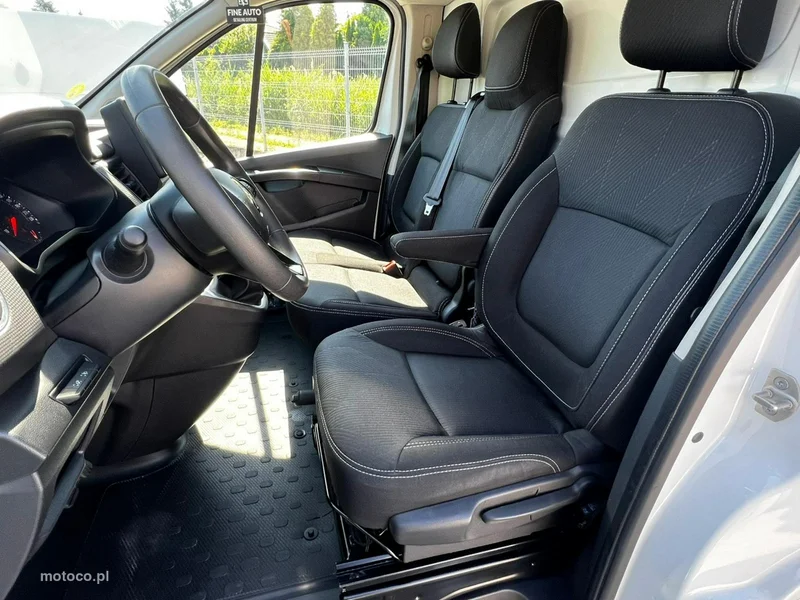 Renault Trafic 9