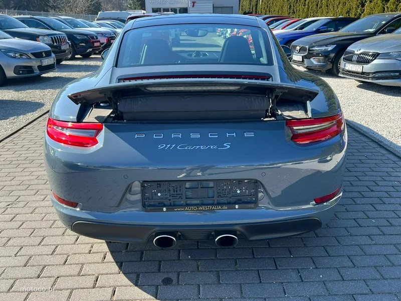 Porsche 911 991 8