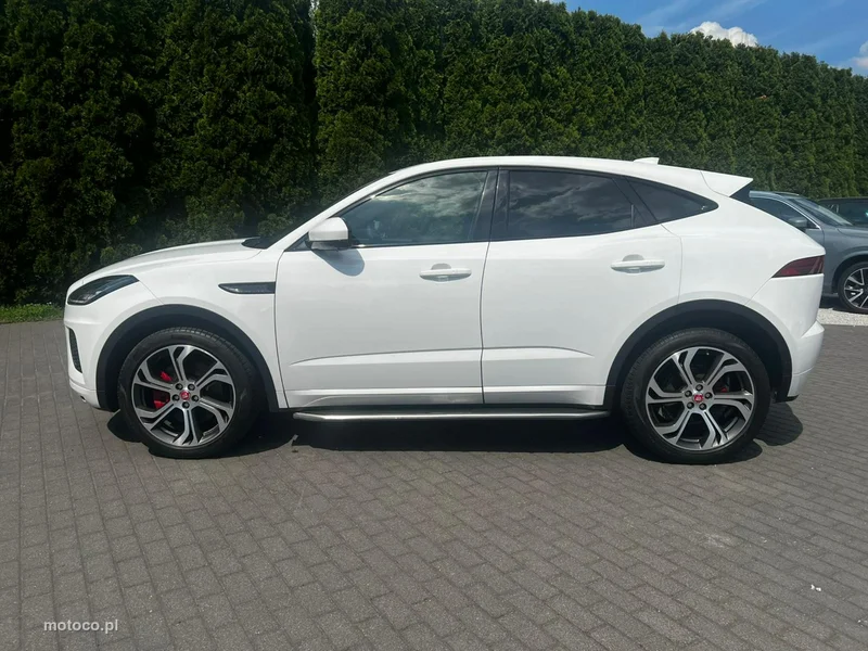 Jaguar E-Pace 2