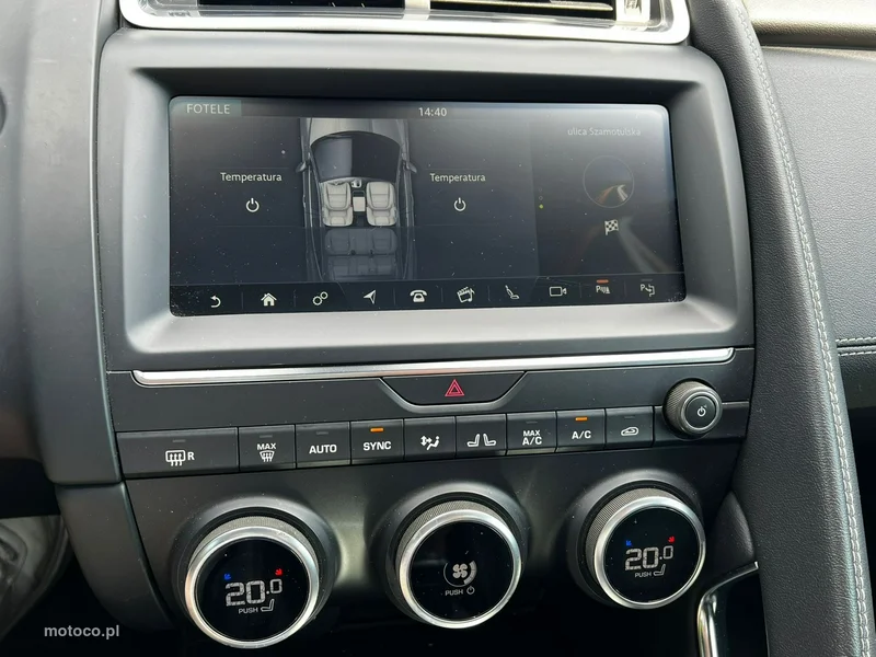 Jaguar E-Pace 17