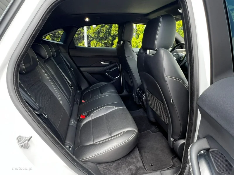 Jaguar E-Pace 20