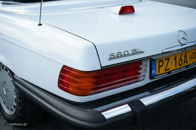 Mercedes-Benz SL R107 SL 560 19