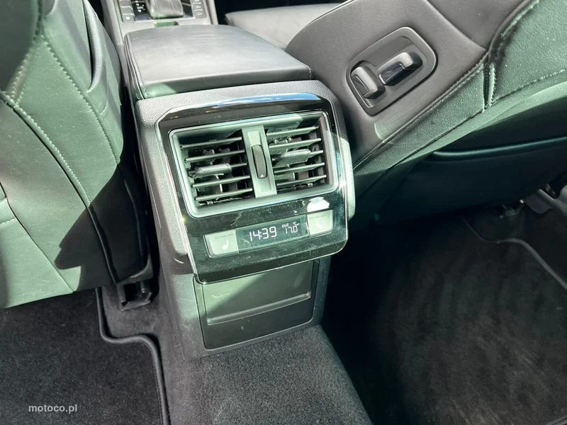 Skoda Superb III 16