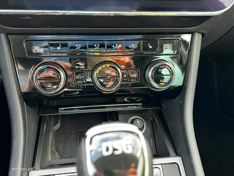 Skoda Superb III 23