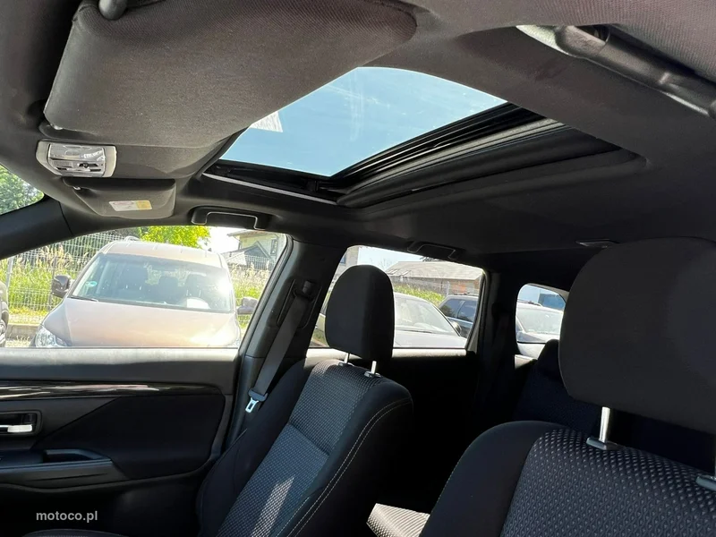 Mitsubishi Outlander 14