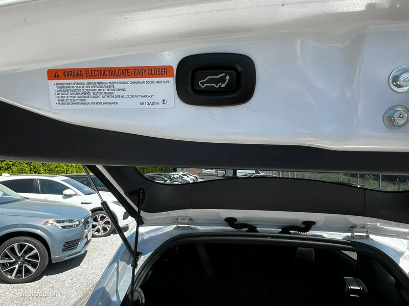 Mitsubishi Outlander 20