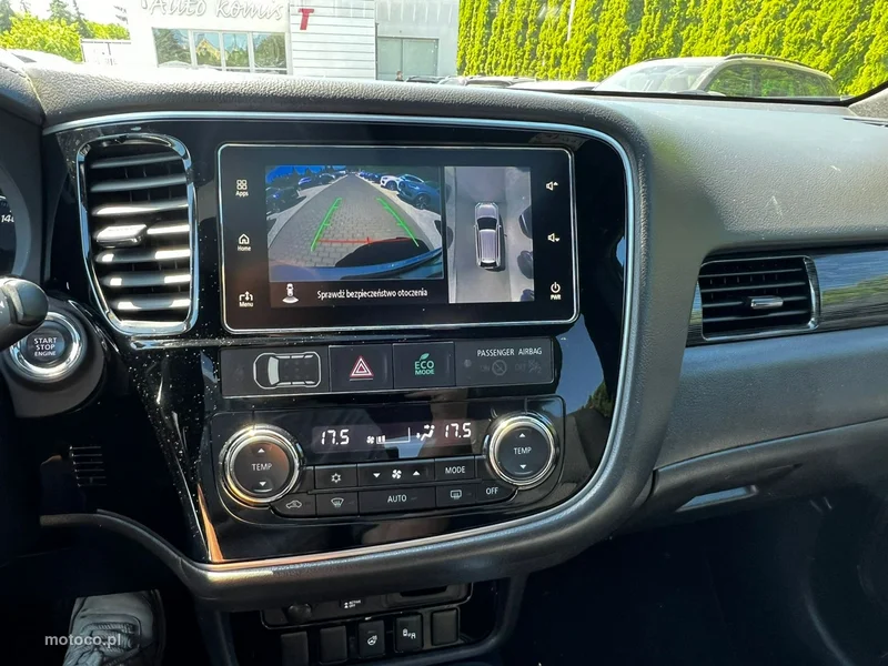 Mitsubishi Outlander 23