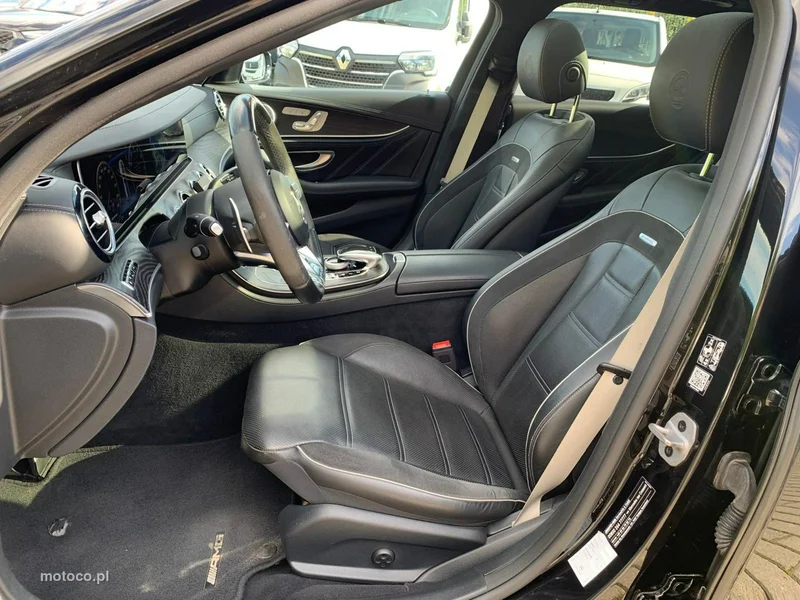 Mercedes-Benz Klasa E W213 E 63 AMG 11