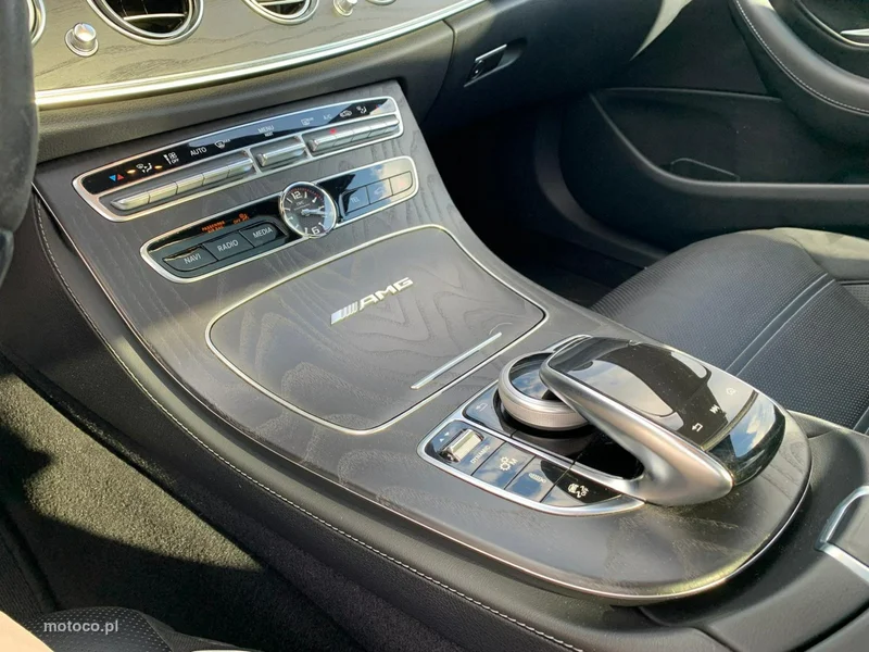 Mercedes-Benz Klasa E W213 E 63 AMG 14