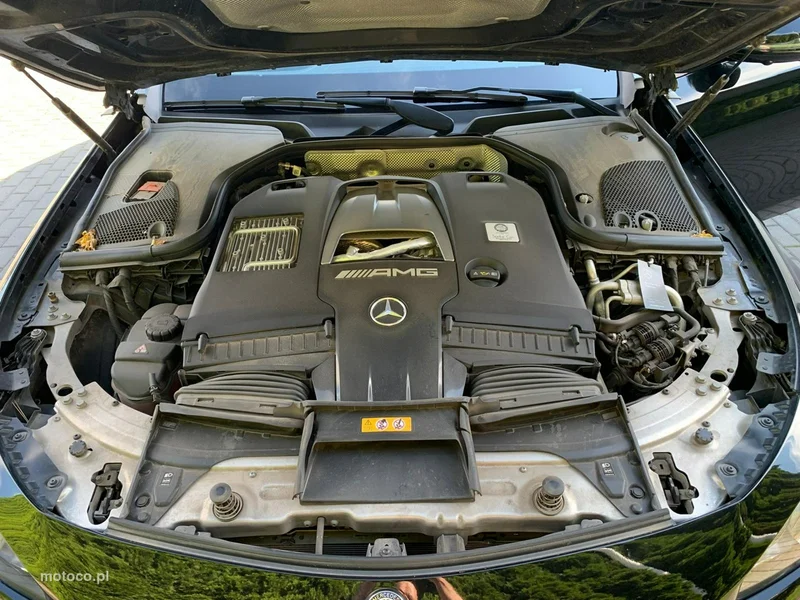 Mercedes-Benz Klasa E W213 E 63 AMG 25