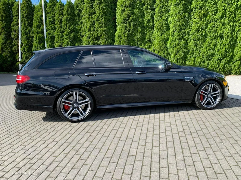 Mercedes-Benz Klasa E W213 E 63 AMG 4