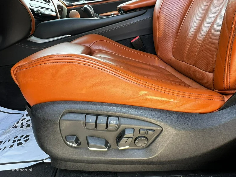 BMW X6 M50 12