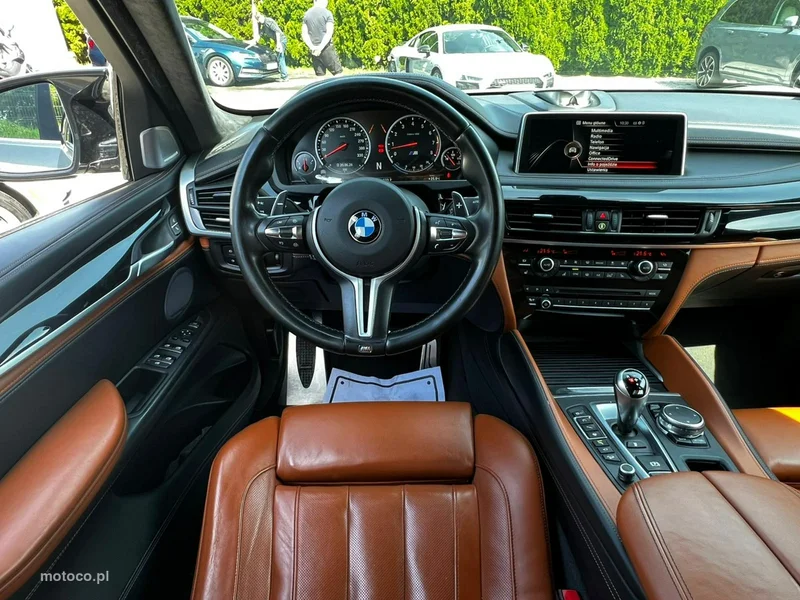 BMW X6 M50 9