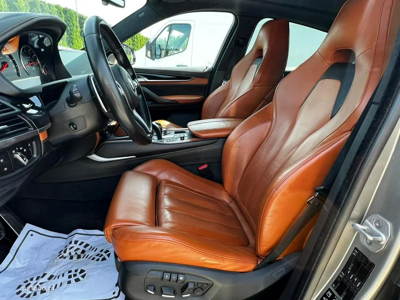 BMW X6 M50 10
