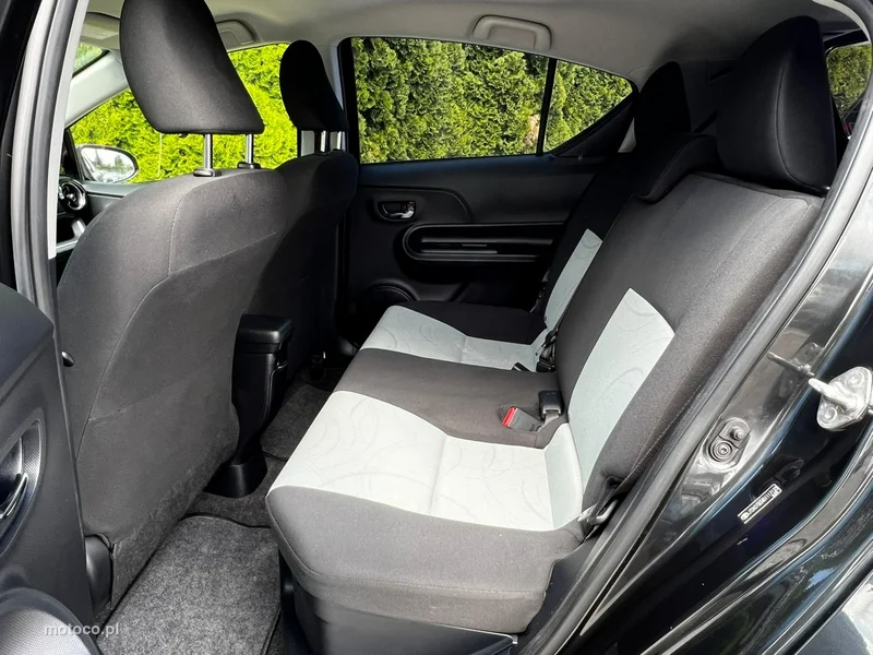 Toyota Prius+ XW50 10
