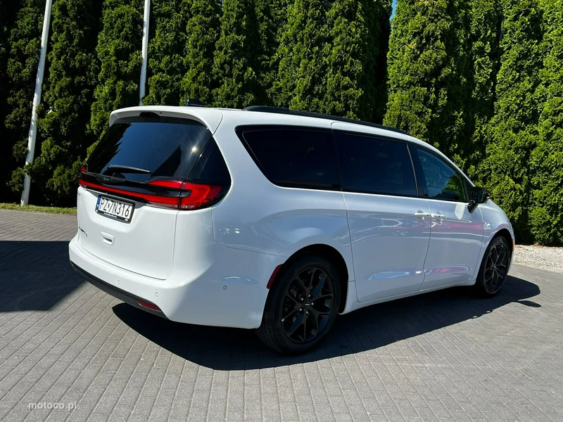 Chrysler Pacifica 6