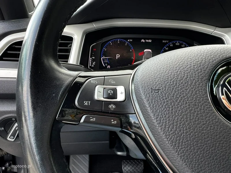 Volkswagen T-Roc A1 11