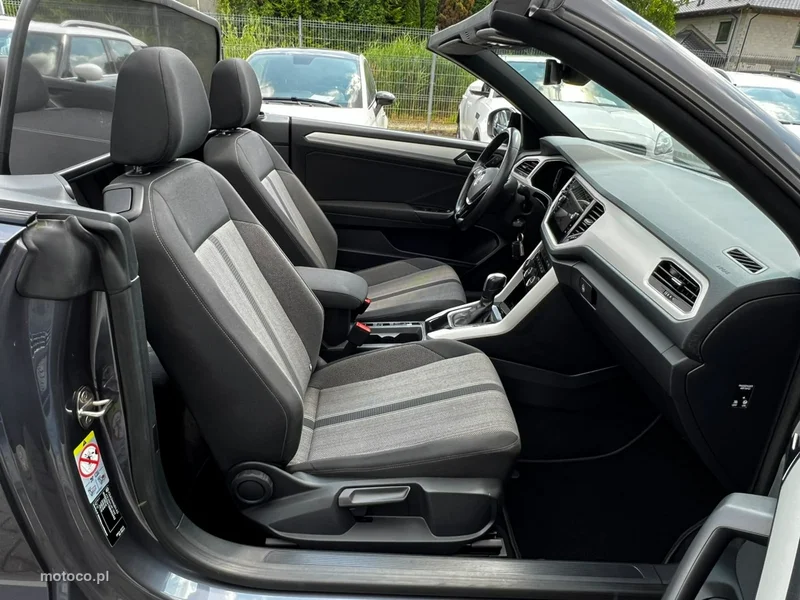 Volkswagen T-Roc A1 17