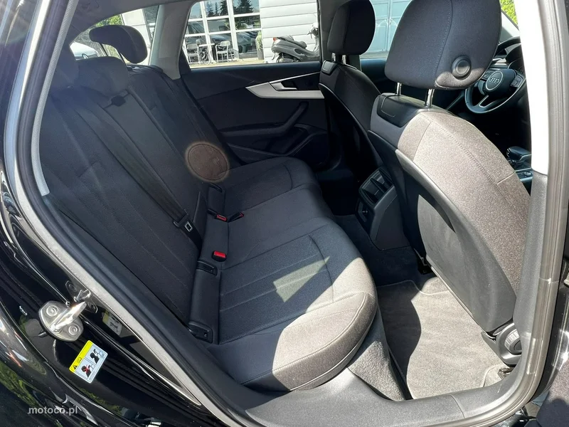 Audi A4 B9 19