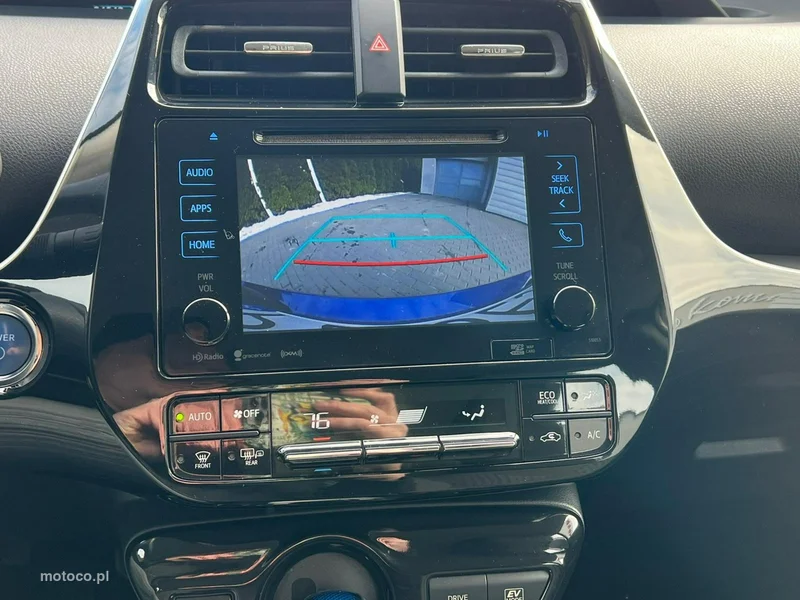 Toyota Prius XW50 14