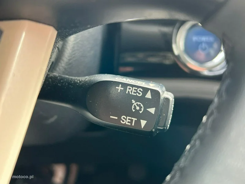 Toyota Prius XW50 20