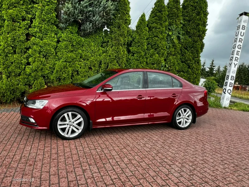 Volkswagen Jetta VI 4