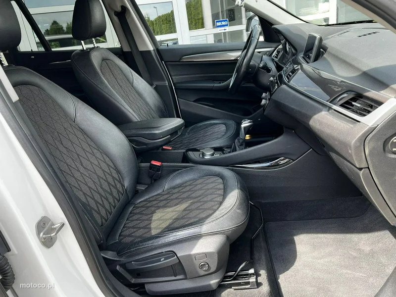 BMW X1 F48 17