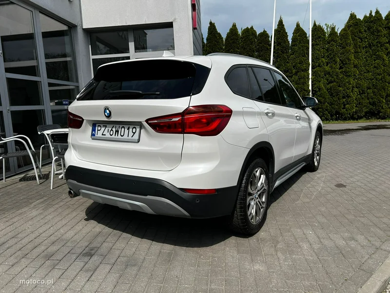 BMW X1 F48 6