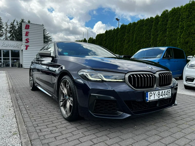 BMW Seria 5 G30 M550i 6