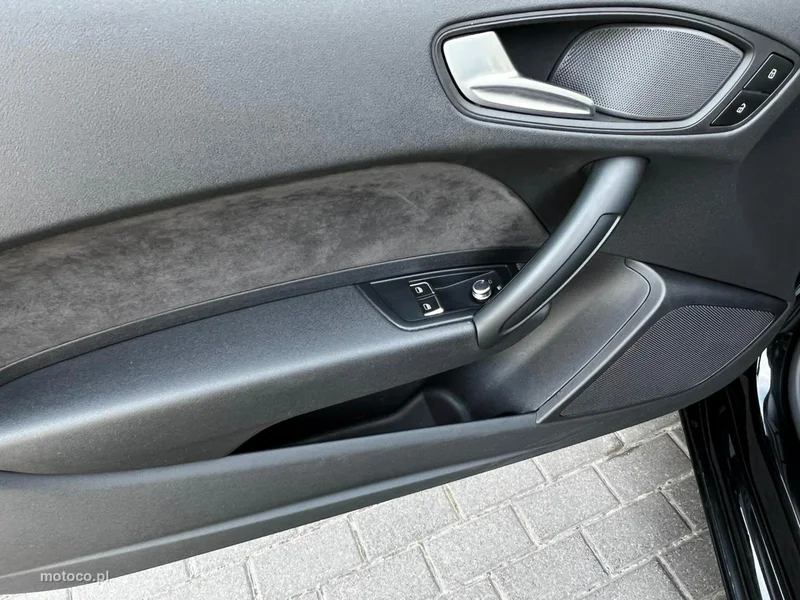 Audi A1 8X 13