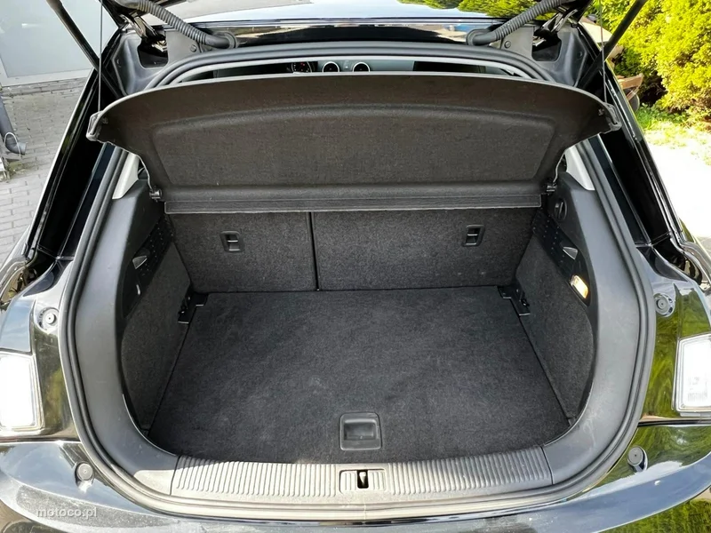 Audi A1 8X 16