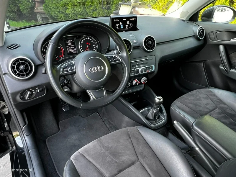 Audi A1 8X 7