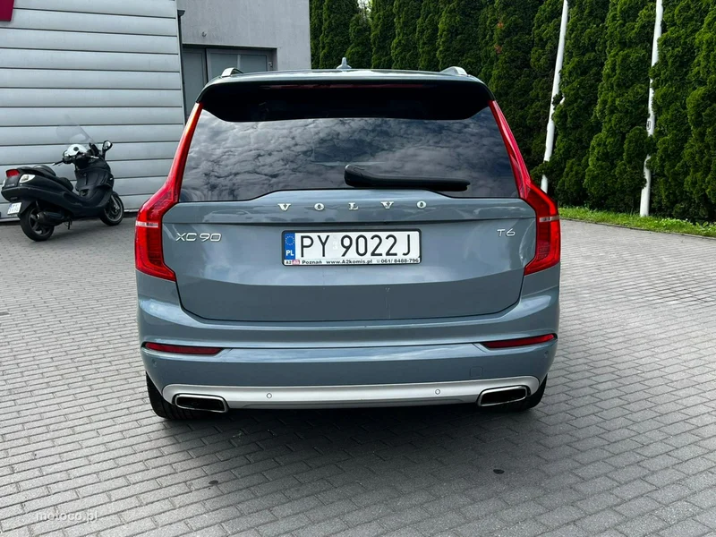 Volvo XC 90 4
