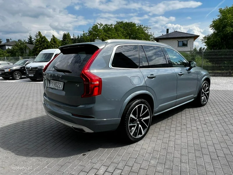 Volvo XC 90 7