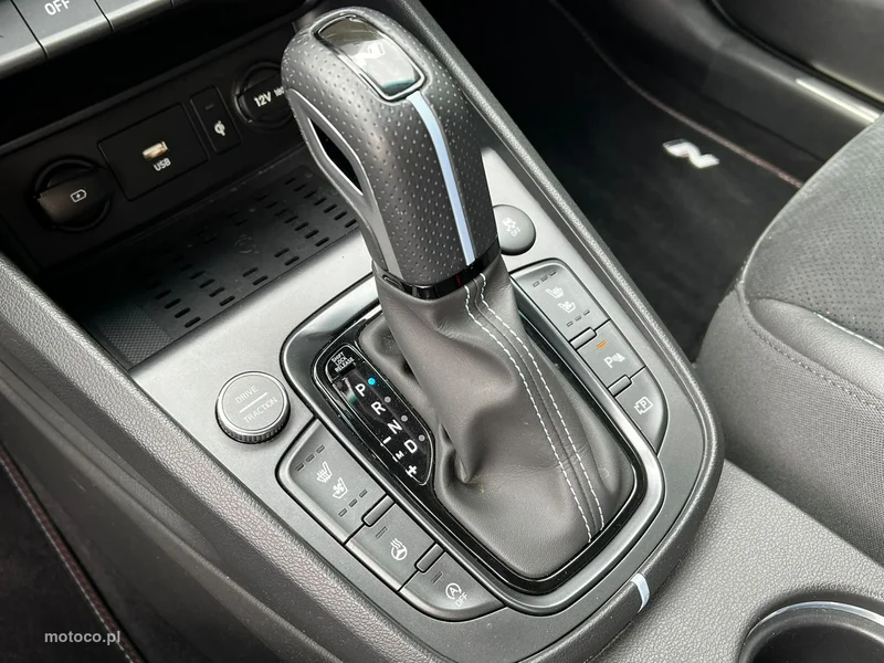 Hyundai KONA 17
