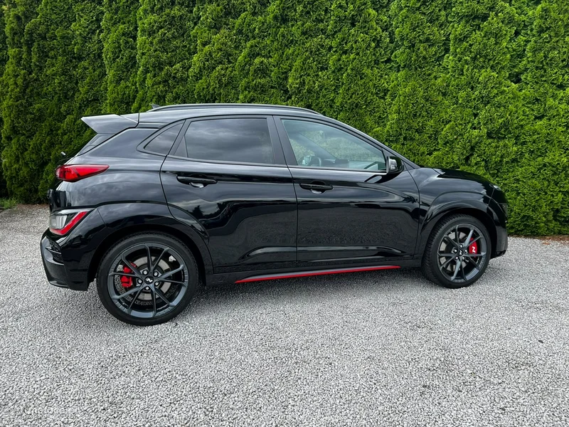 Hyundai KONA 4