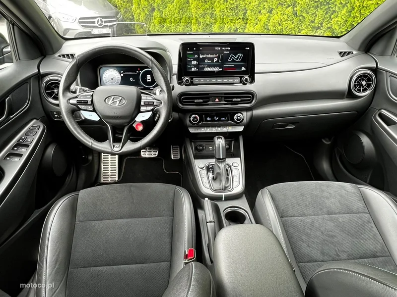 Hyundai KONA 8