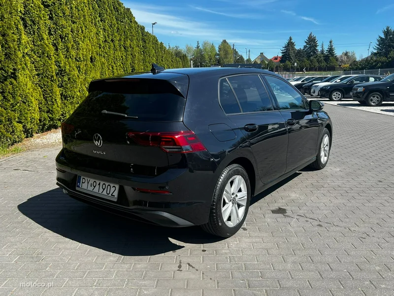 Volkswagen Golf VIII 4