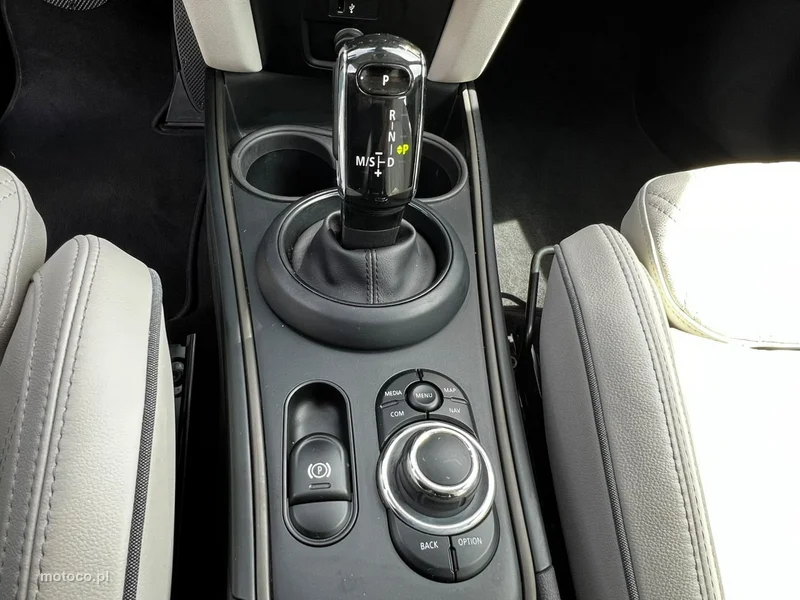 MINI Countryman 17