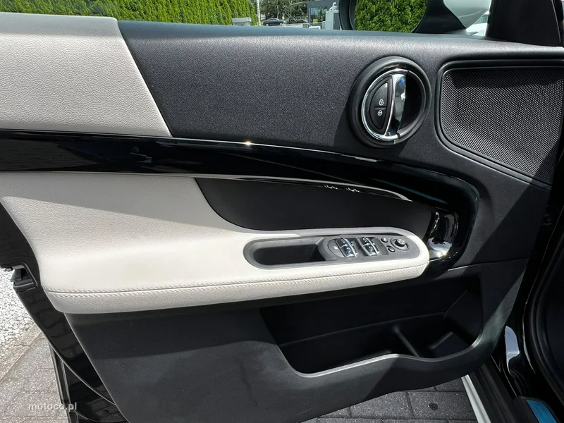 MINI Countryman 18