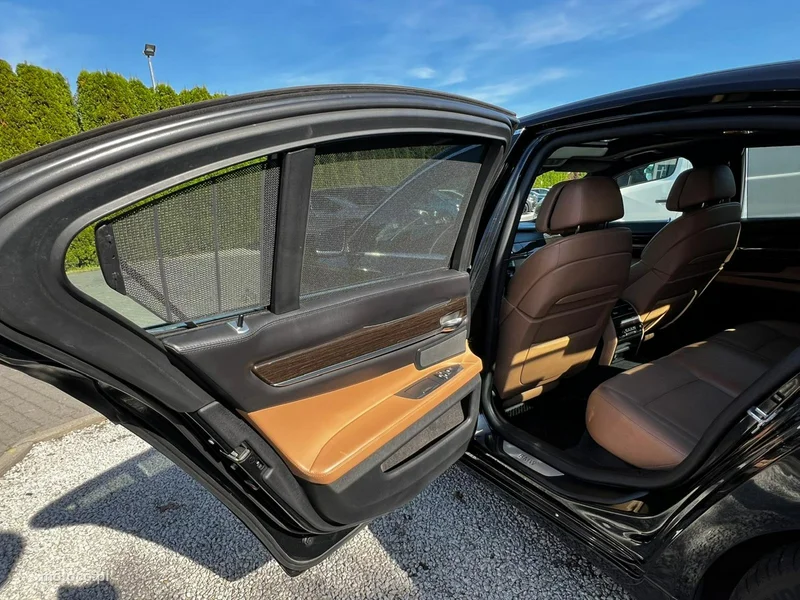 BMW Seria 7 F01 730 12