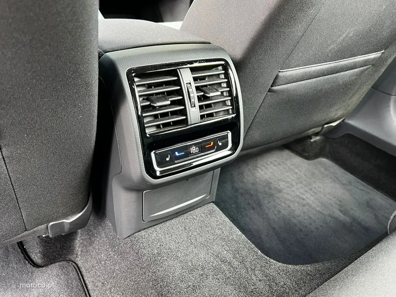 Volkswagen Passat B8 16