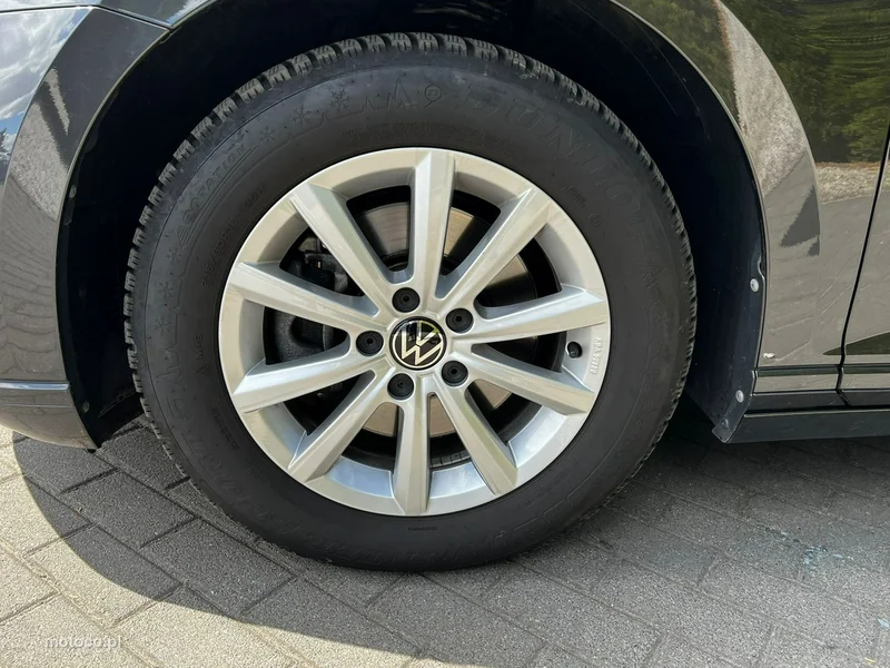 Volkswagen Passat B8 4