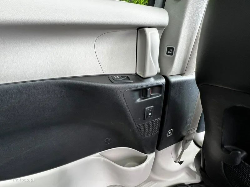 Chrysler Pacifica 19