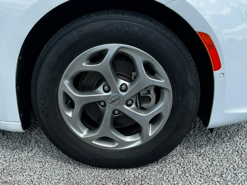 Chrysler Pacifica 7