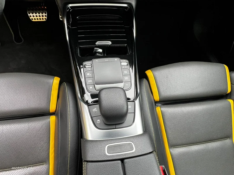 Mercedes-Benz Klasa A W177 A 45 AMG 21