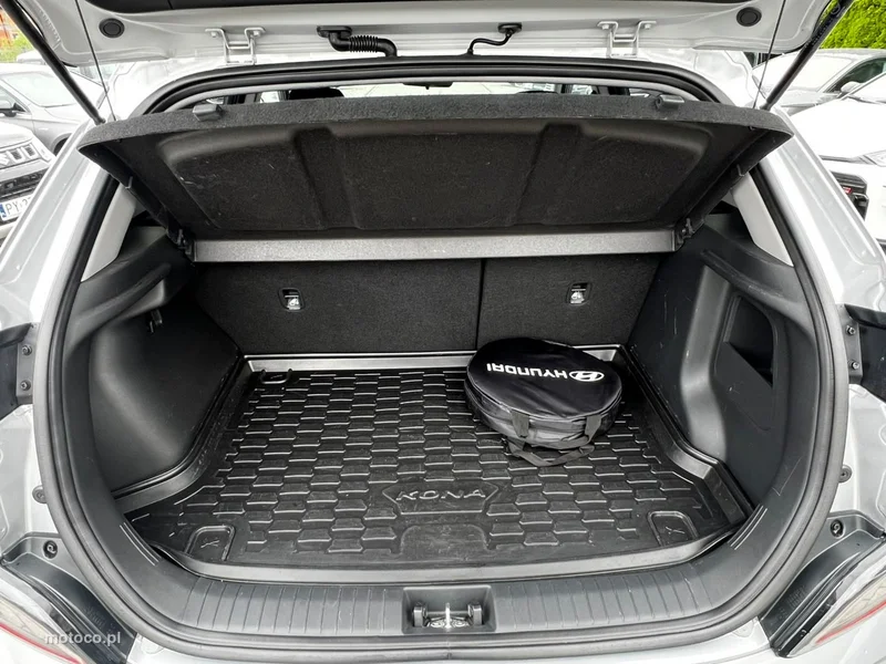 Hyundai KONA 14